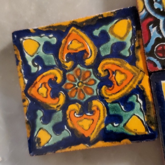Lot 3 Talavera Mexican  handpainted 2" tiles -floral circle designs - Picture 2 of 5